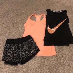 Nike workout clothes Lot of 3